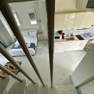 K View Hotel